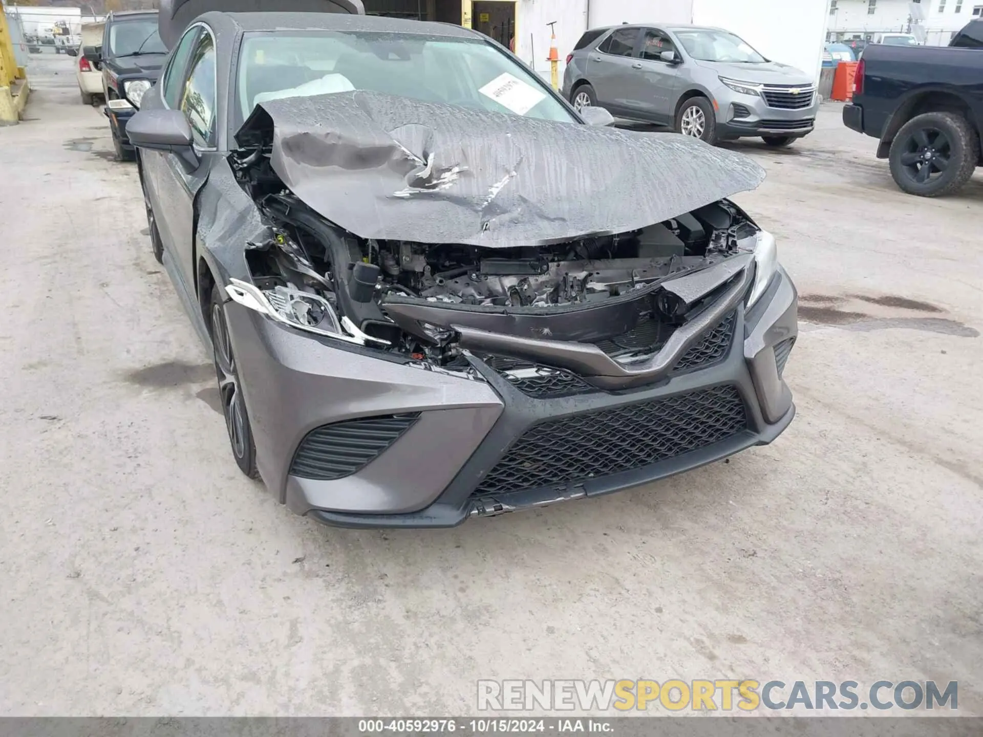 6 Photograph of a damaged car 4T1G11AK5LU505252 TOYOTA CAMRY 2020
