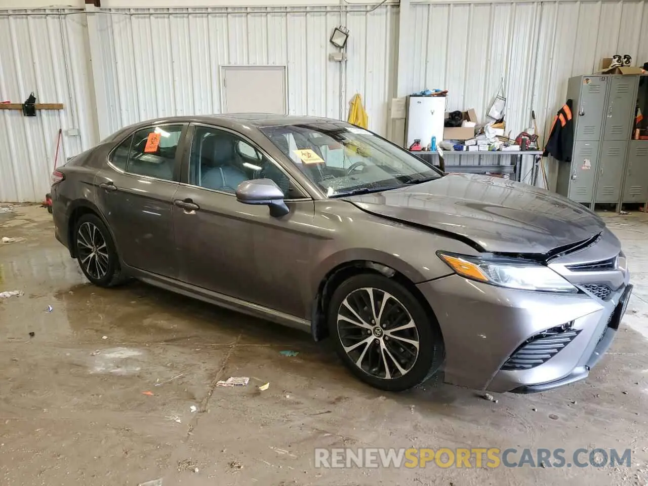 4 Photograph of a damaged car 4T1G11AK5LU880302 TOYOTA CAMRY 2020