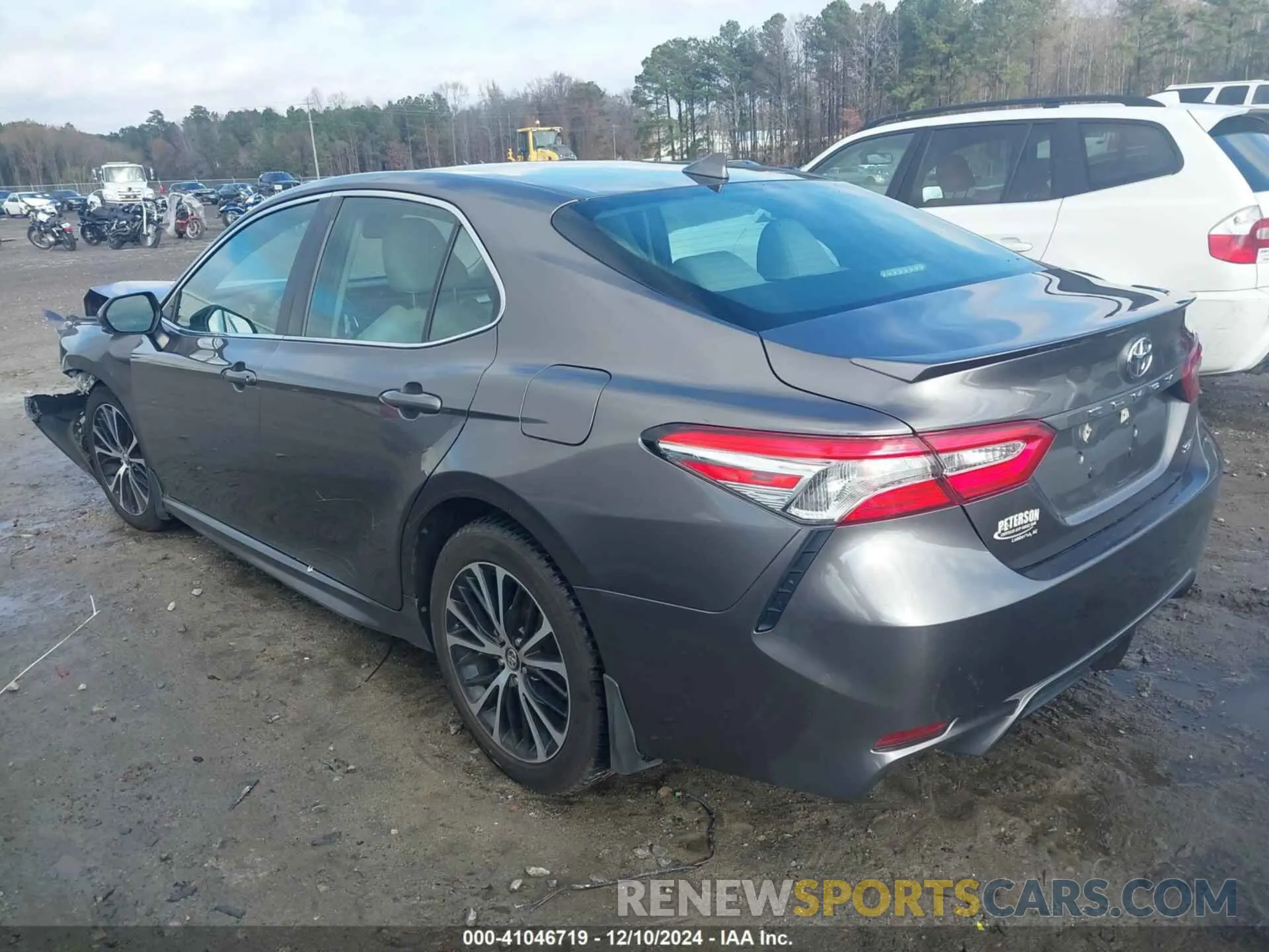 3 Photograph of a damaged car 4T1G11AK5LU891803 TOYOTA CAMRY 2020