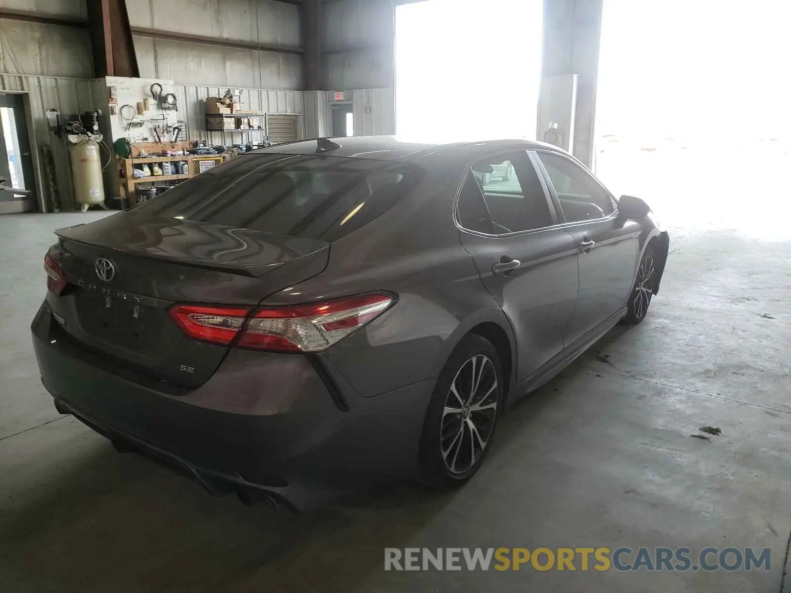 4 Photograph of a damaged car 4T1G11AK5LU901679 TOYOTA CAMRY 2020