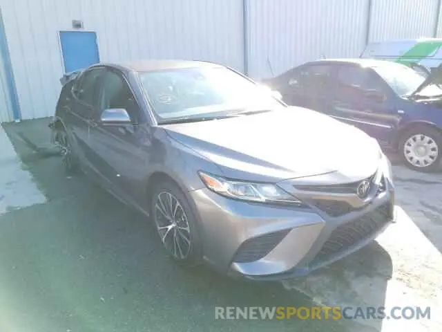 1 Photograph of a damaged car 4T1G11AK5LU913816 TOYOTA CAMRY 2020