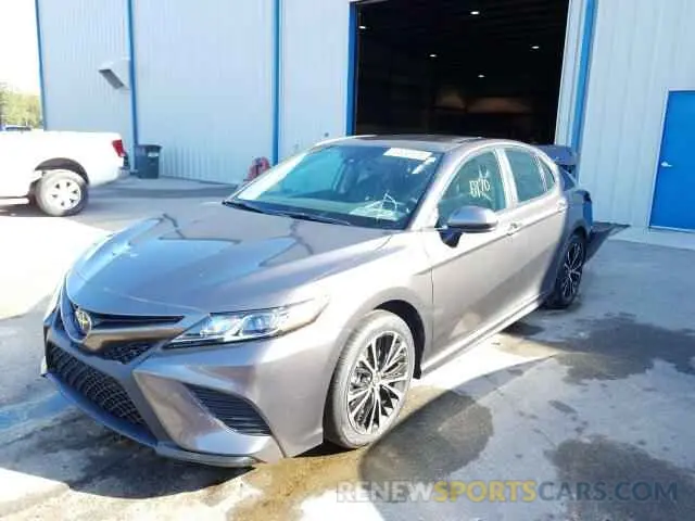2 Photograph of a damaged car 4T1G11AK5LU913816 TOYOTA CAMRY 2020