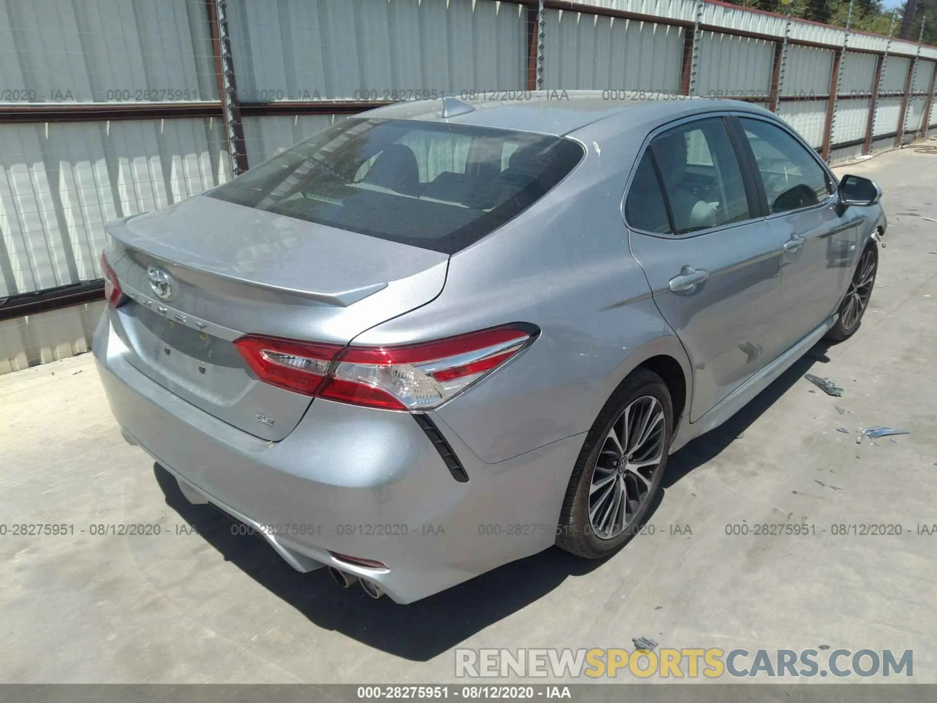 4 Photograph of a damaged car 4T1G11AK5LU923665 TOYOTA CAMRY 2020