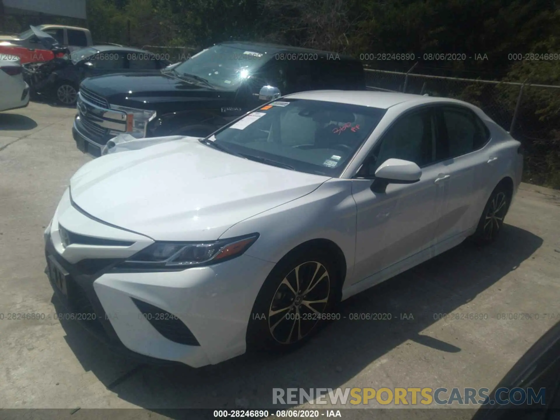 2 Photograph of a damaged car 4T1G11AK5LU925397 TOYOTA CAMRY 2020