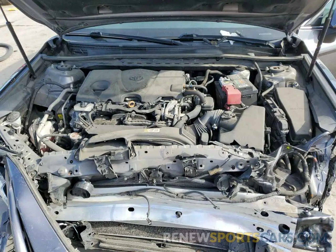 11 Photograph of a damaged car 4T1G11AK5LU932592 TOYOTA CAMRY 2020