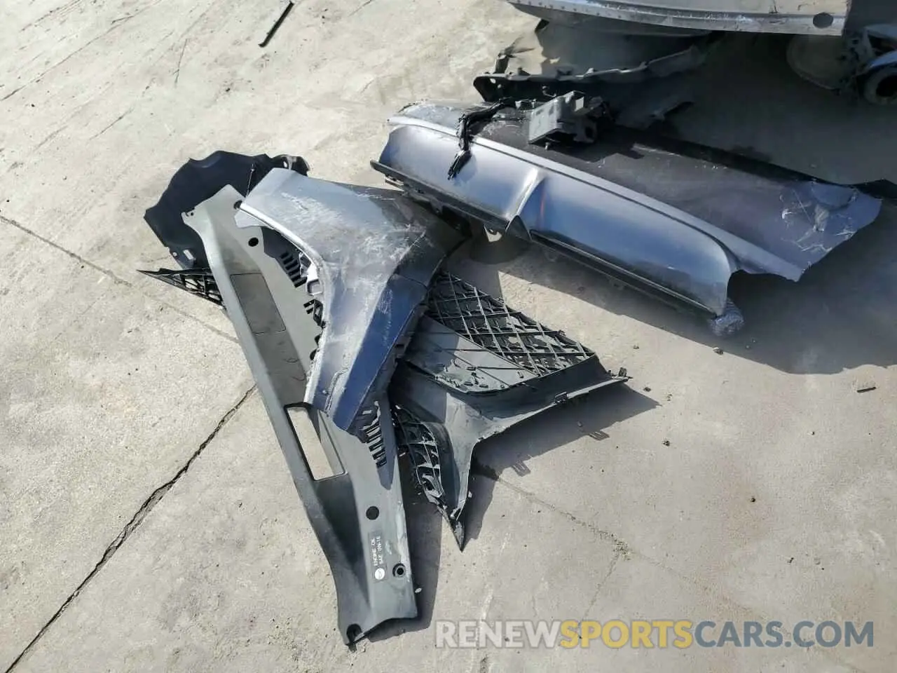12 Photograph of a damaged car 4T1G11AK5LU932592 TOYOTA CAMRY 2020