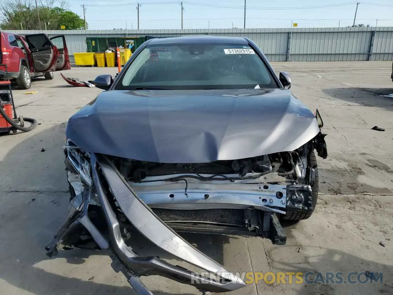 5 Photograph of a damaged car 4T1G11AK5LU932592 TOYOTA CAMRY 2020