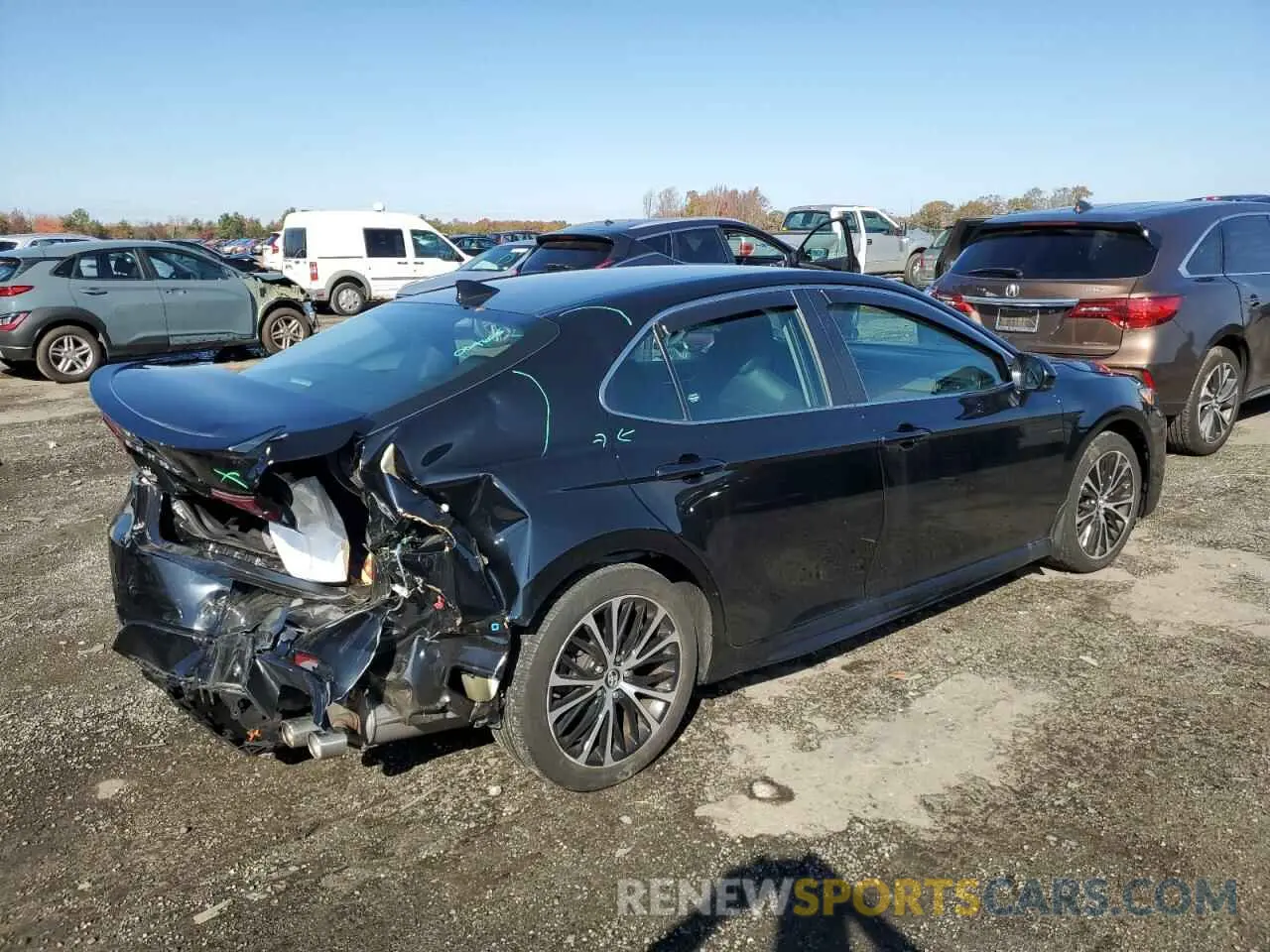 4 Photograph of a damaged car 4T1G11AK5LU934181 TOYOTA CAMRY 2020