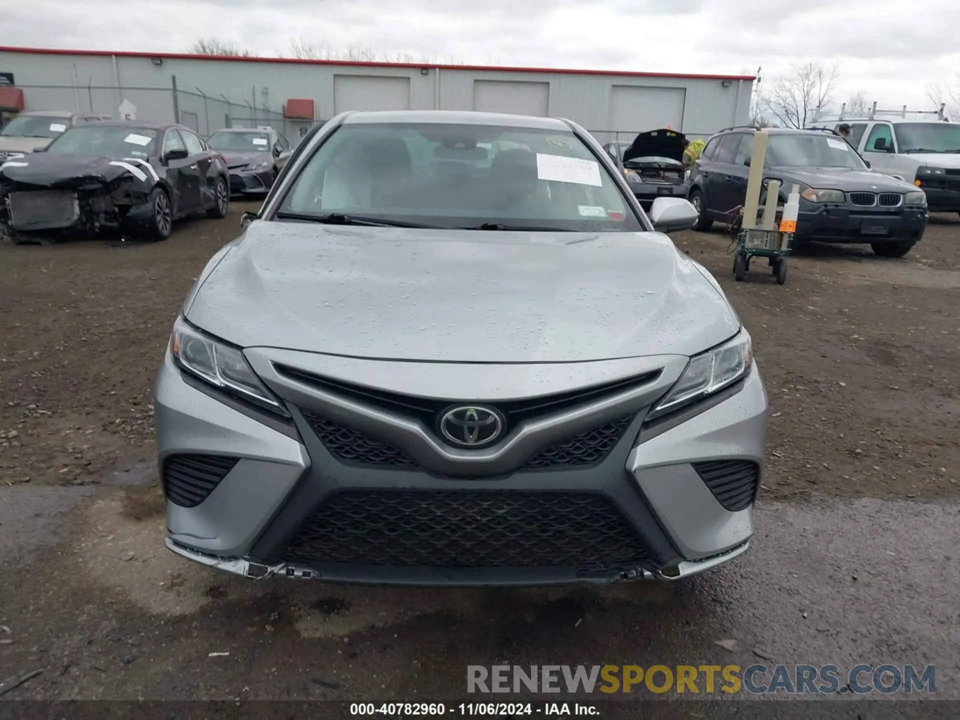 12 Photograph of a damaged car 4T1G11AK5LU941633 TOYOTA CAMRY 2020