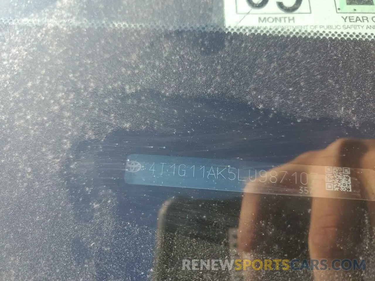 12 Photograph of a damaged car 4T1G11AK5LU987107 TOYOTA CAMRY 2020