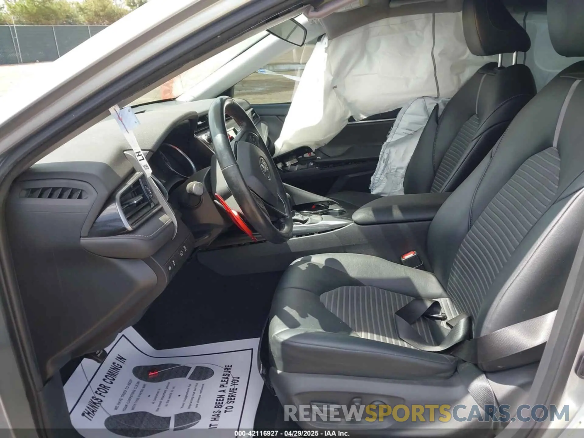 5 Photograph of a damaged car 4T1G11AK6LU310454 TOYOTA CAMRY 2020