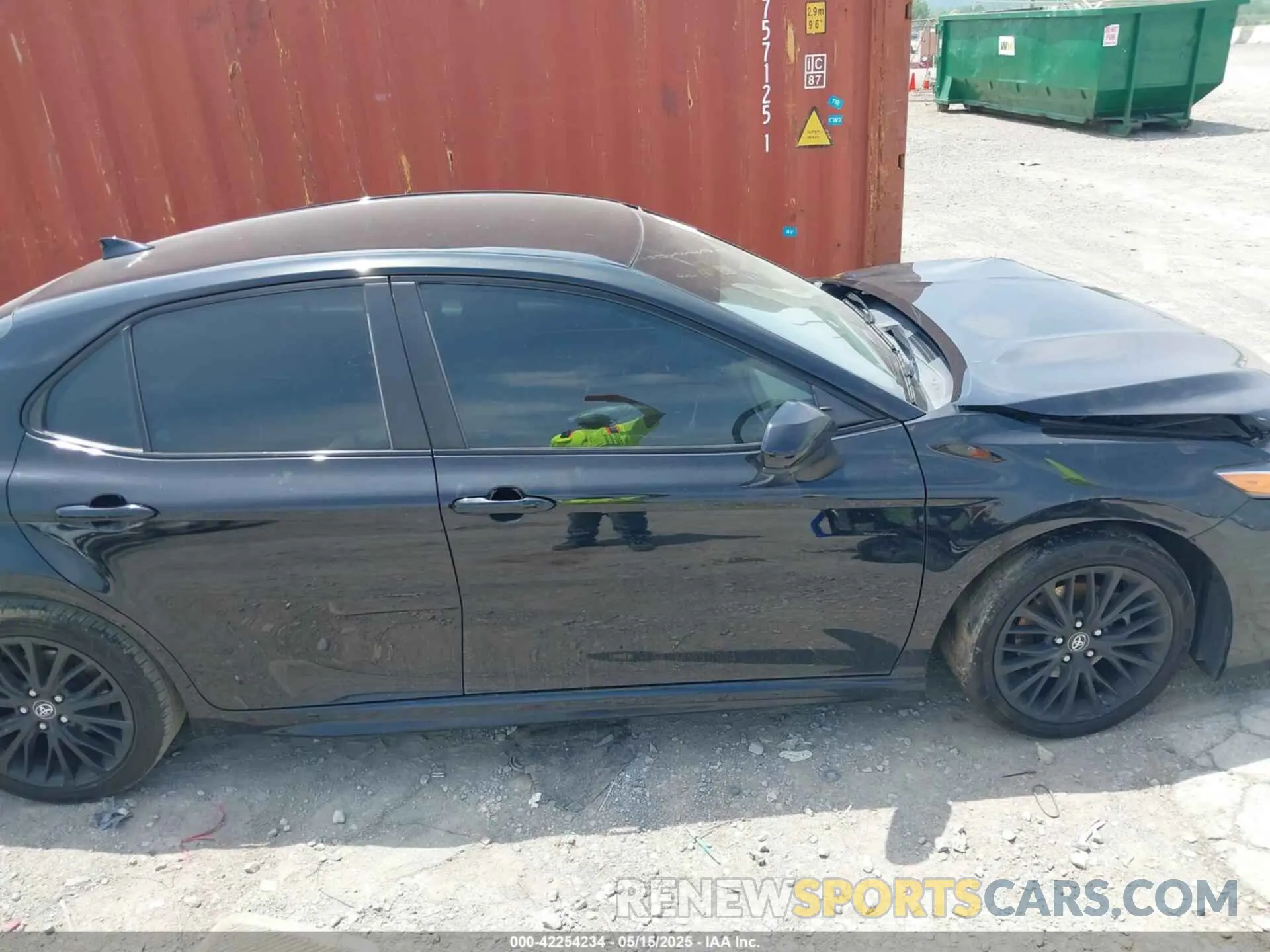 13 Photograph of a damaged car 4T1G11AK6LU311393 TOYOTA CAMRY 2020