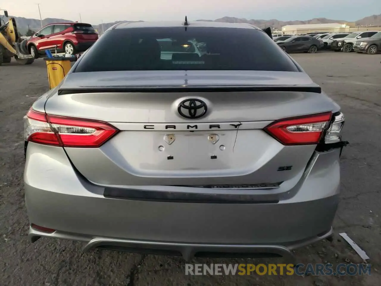 6 Фотография поврежденного автомобиля 4T1G11AK6LU313063 TOYOTA CAMRY 2020