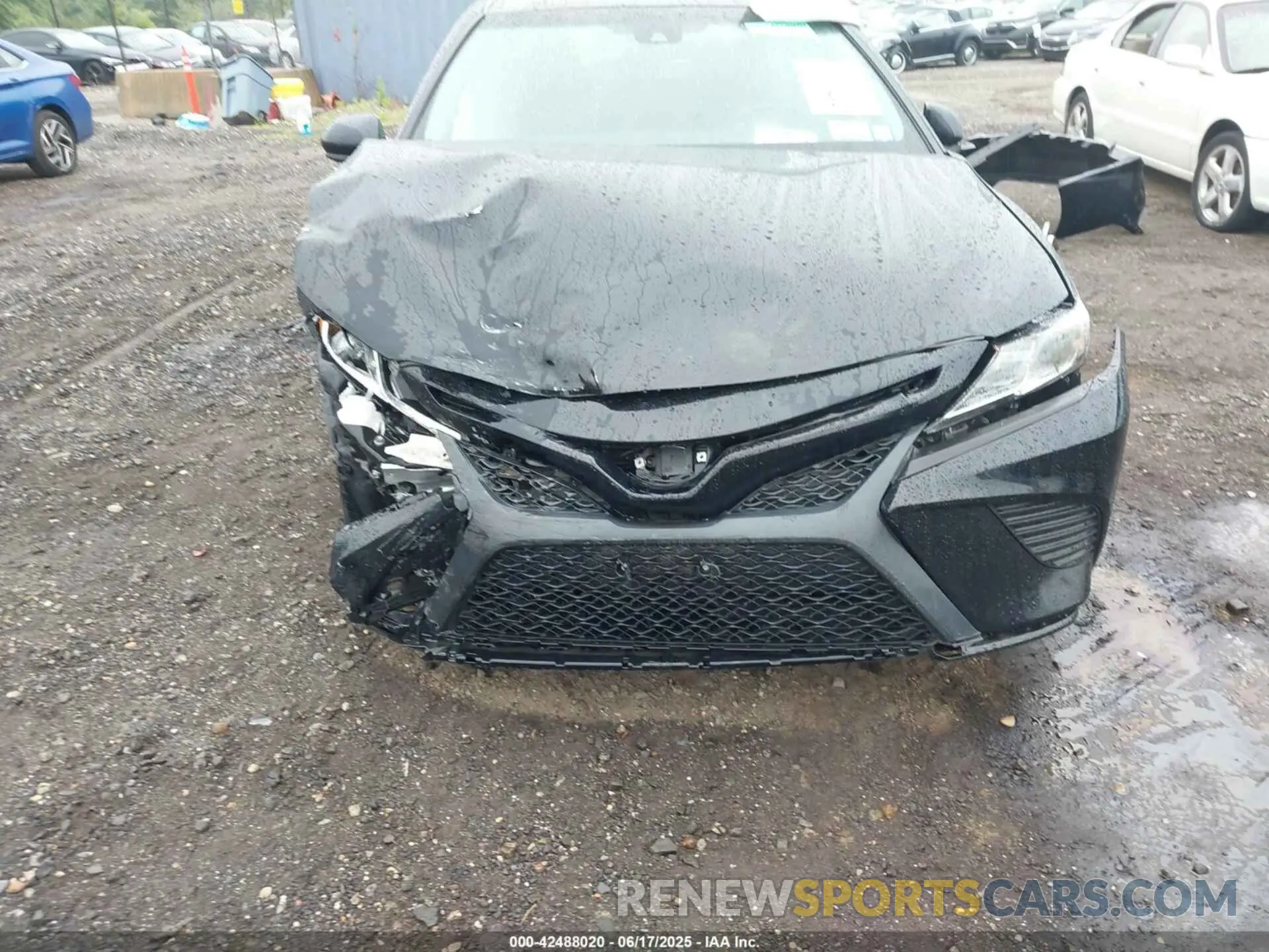 6 Photograph of a damaged car 4T1G11AK6LU324158 TOYOTA CAMRY 2020