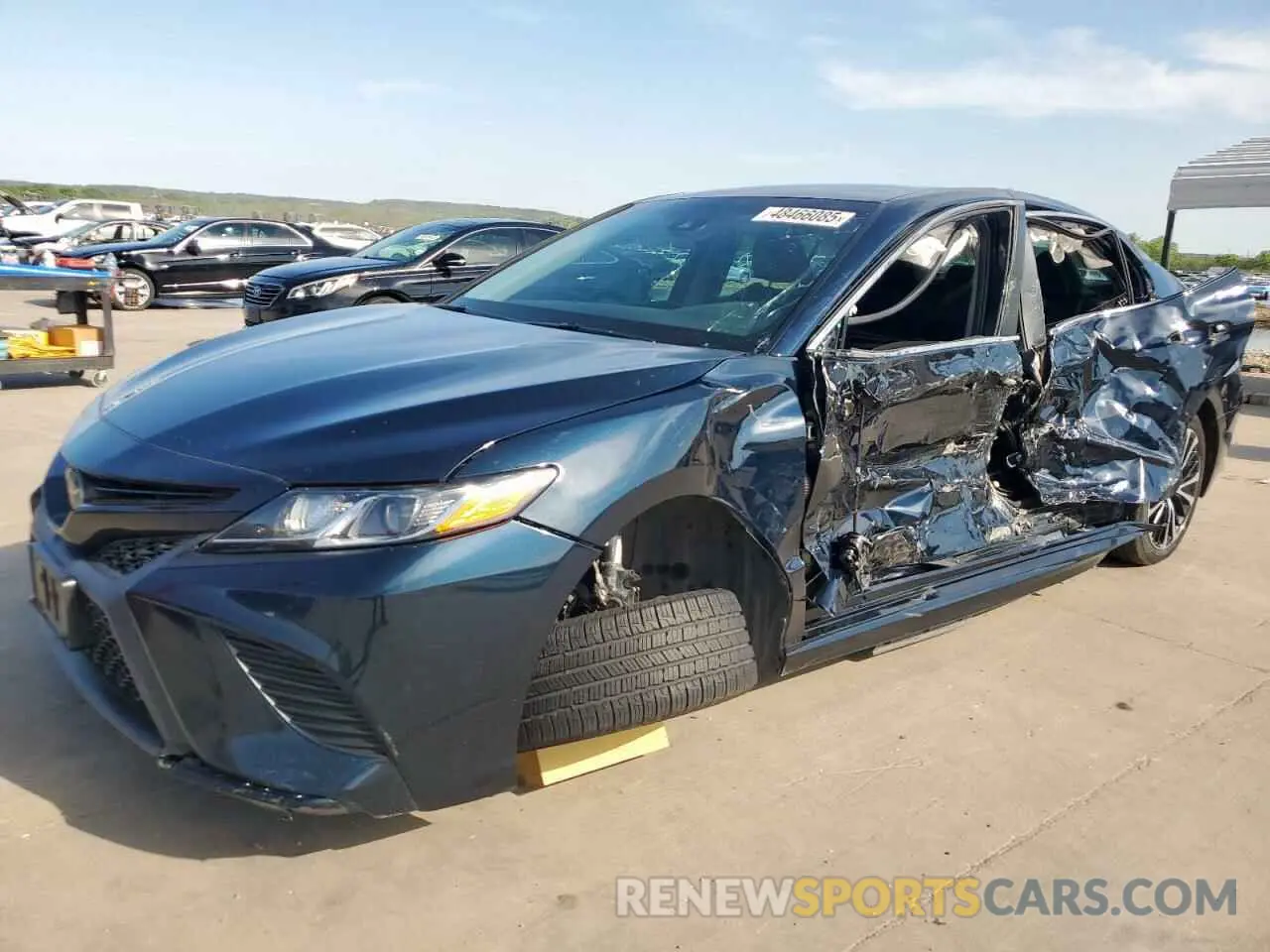 1 Photograph of a damaged car 4T1G11AK6LU332907 TOYOTA CAMRY 2020