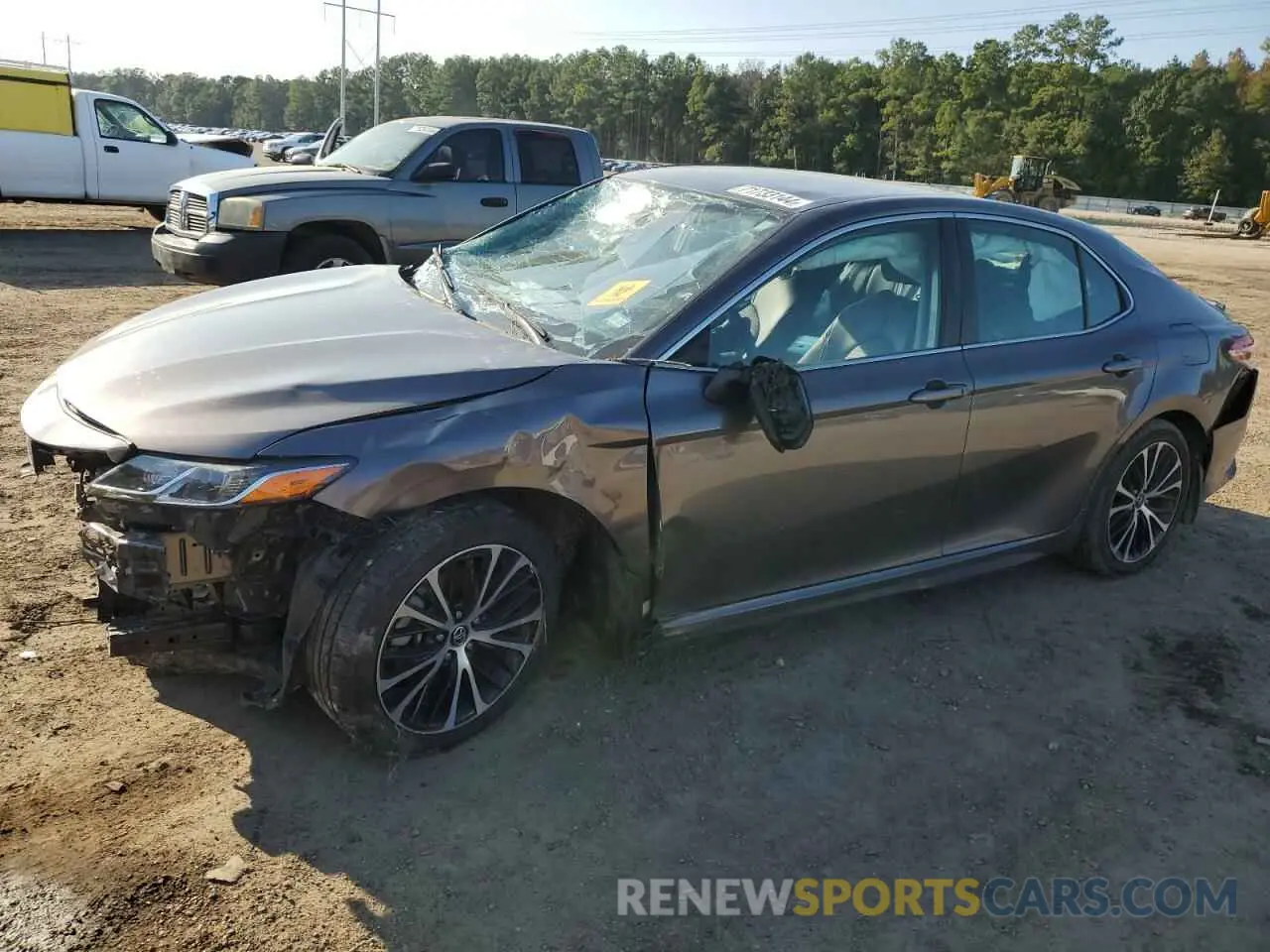 1 Photograph of a damaged car 4T1G11AK6LU354681 TOYOTA CAMRY 2020