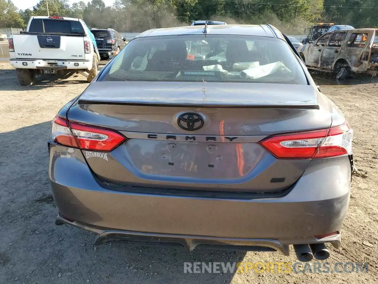 6 Photograph of a damaged car 4T1G11AK6LU354681 TOYOTA CAMRY 2020