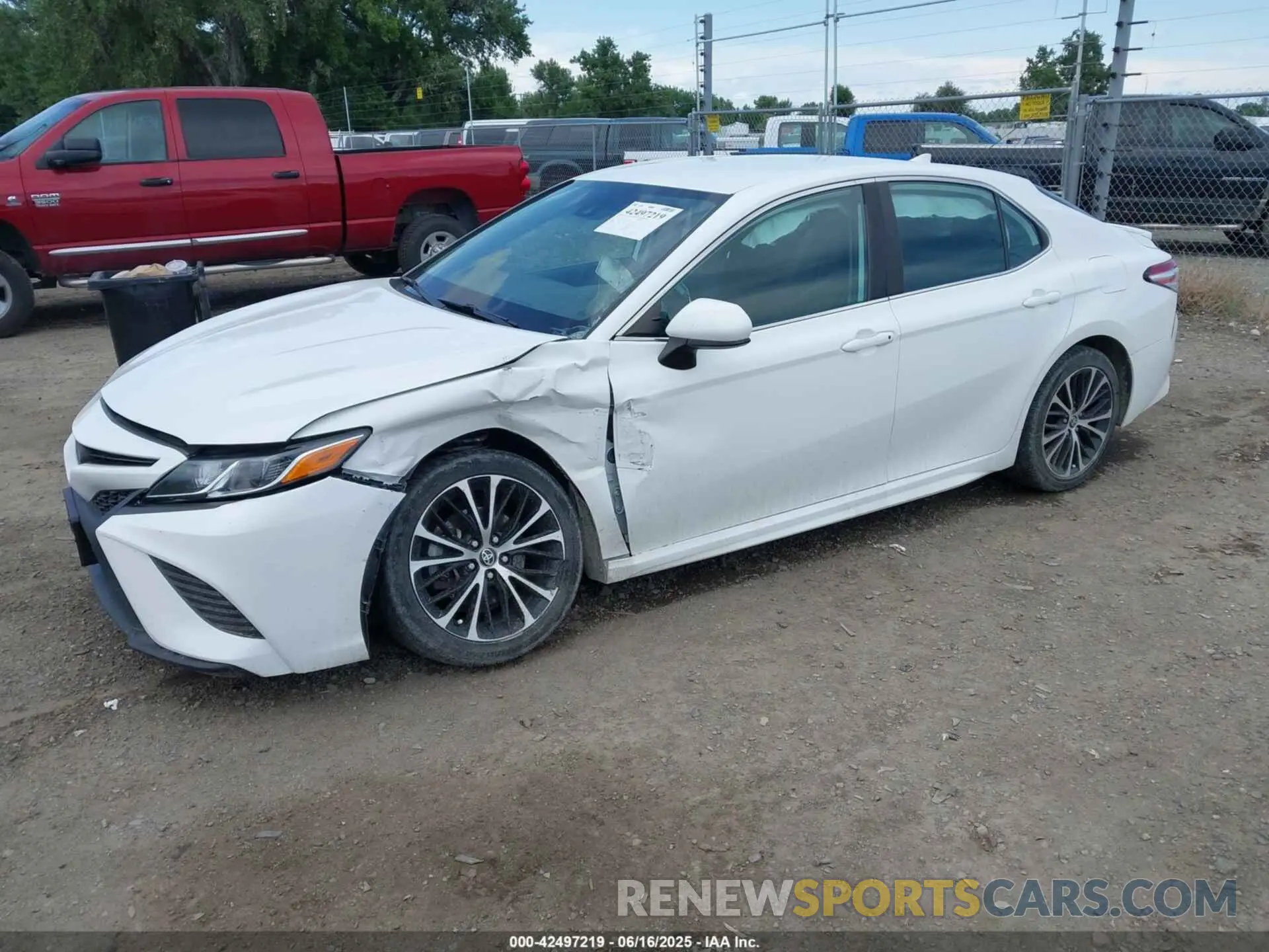 2 Photograph of a damaged car 4T1G11AK6LU358178 TOYOTA CAMRY 2020