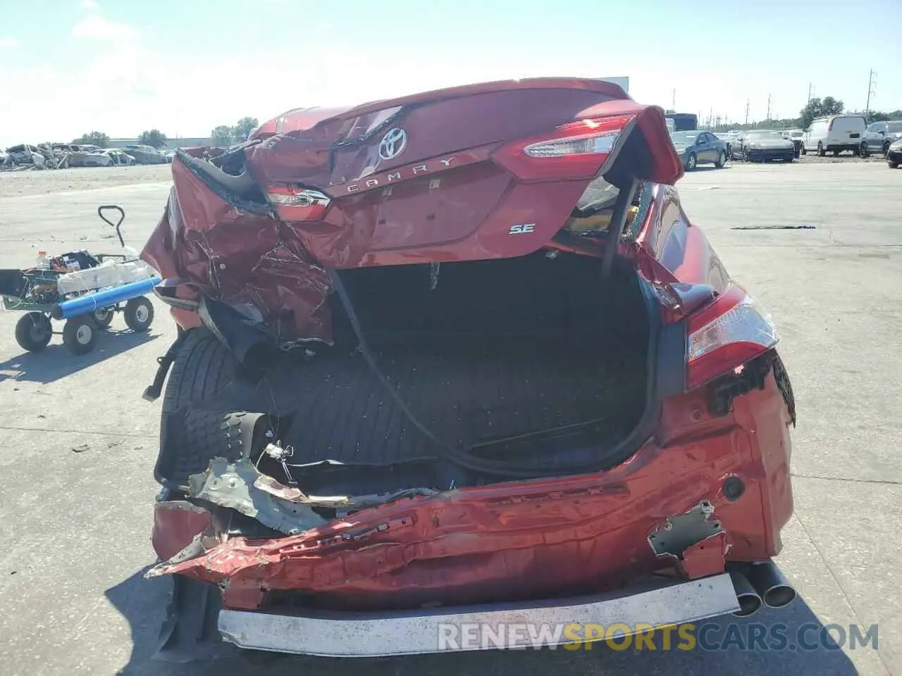 6 Фотография поврежденного автомобиля 4T1G11AK6LU364854 TOYOTA CAMRY 2020