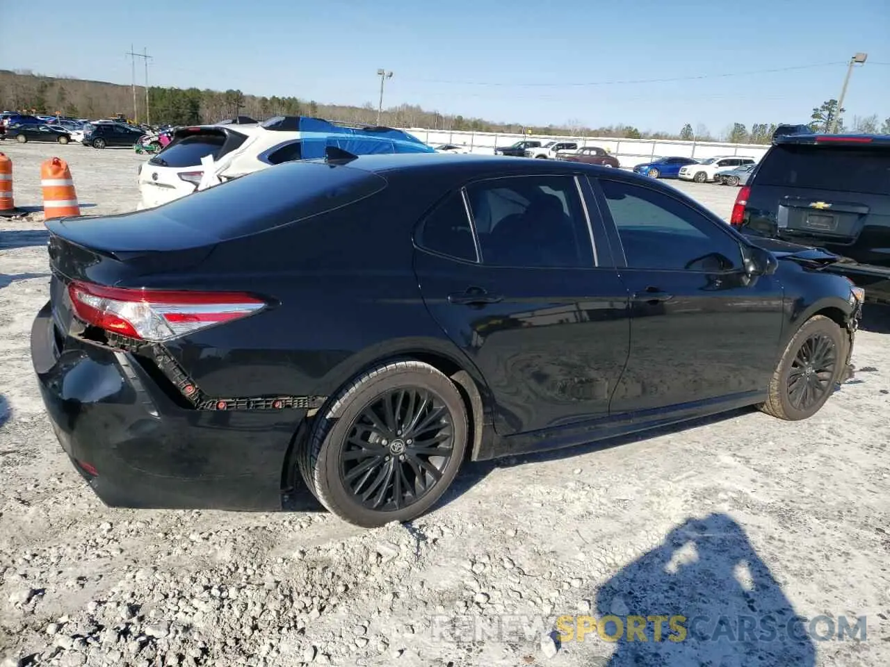 3 Фотография поврежденного автомобиля 4T1G11AK6LU365101 TOYOTA CAMRY 2020