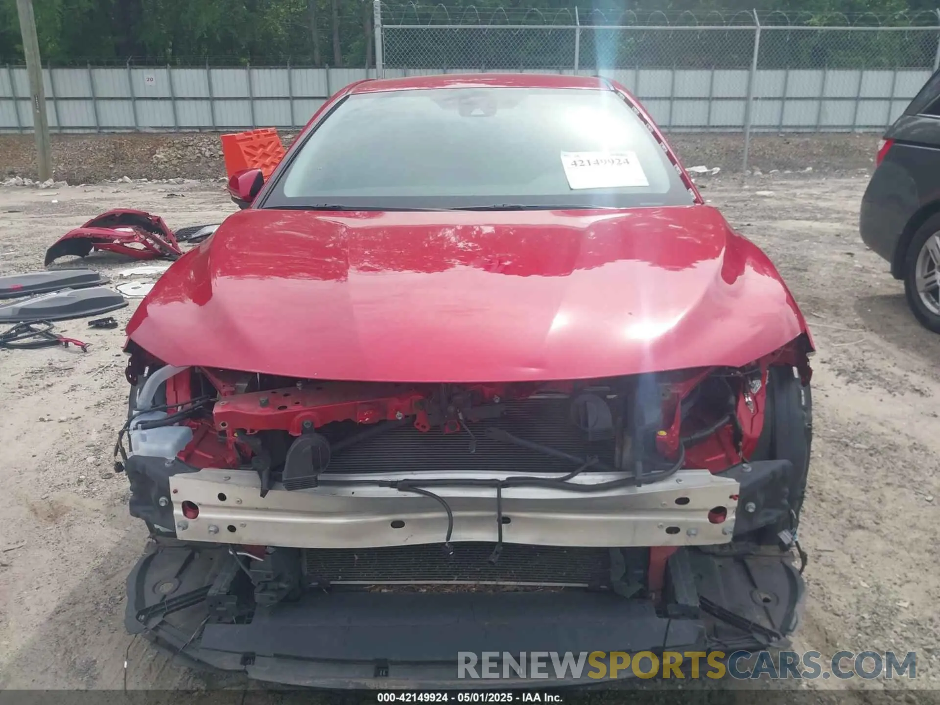 13 Photograph of a damaged car 4T1G11AK6LU370458 TOYOTA CAMRY 2020