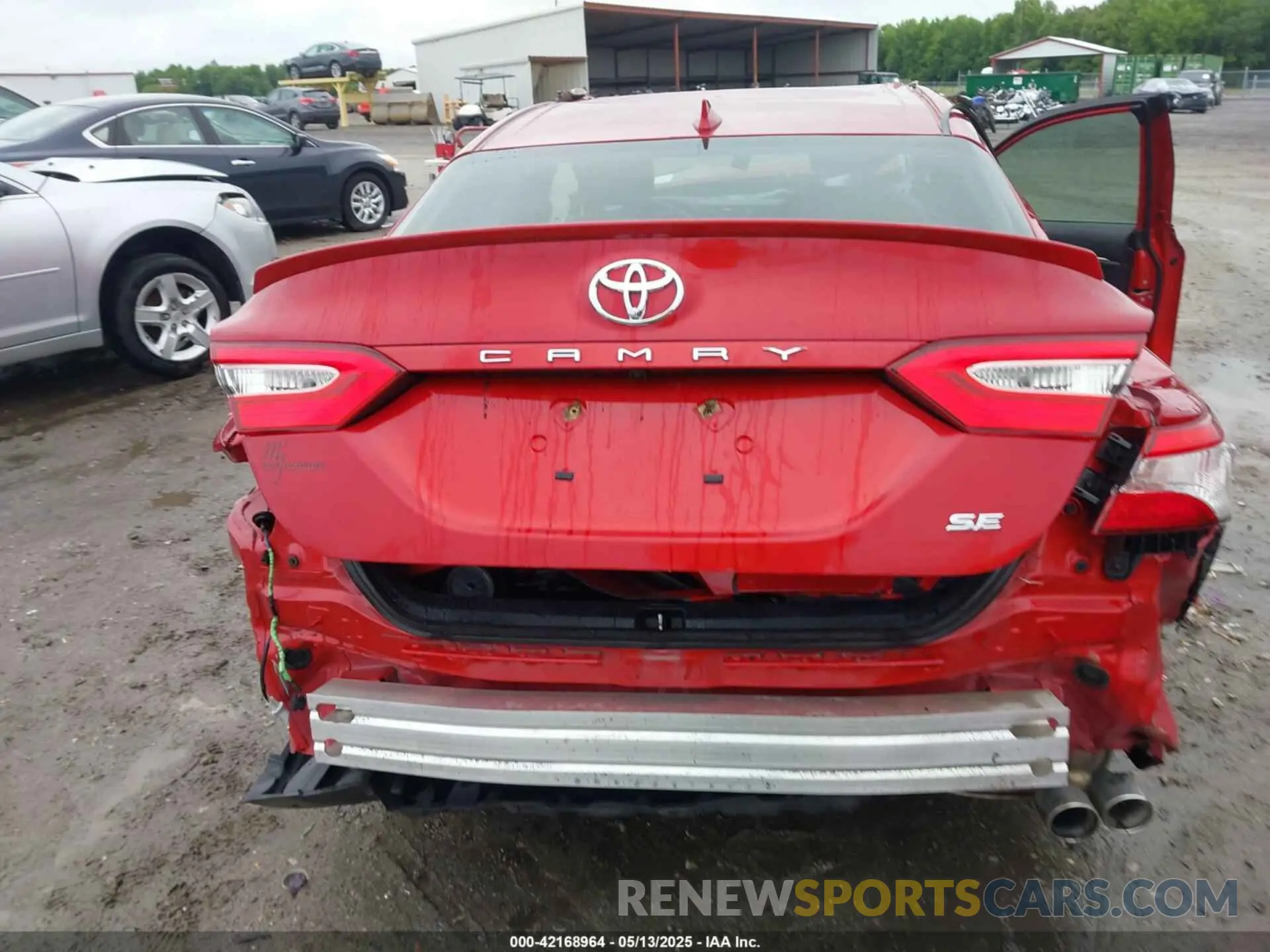 13 Photograph of a damaged car 4T1G11AK6LU374400 TOYOTA CAMRY 2020