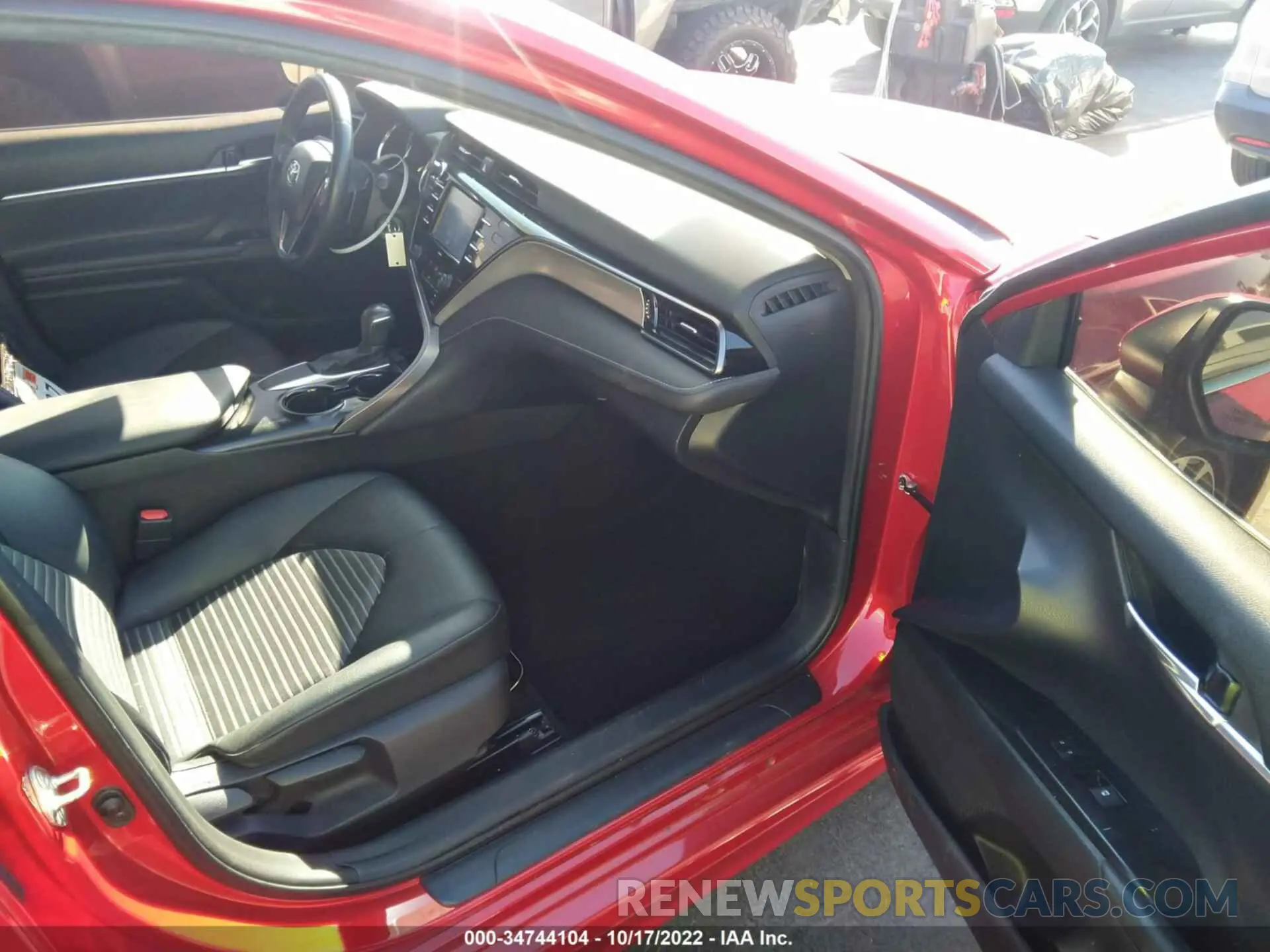 5 Фотография поврежденного автомобиля 4T1G11AK6LU379290 TOYOTA CAMRY 2020