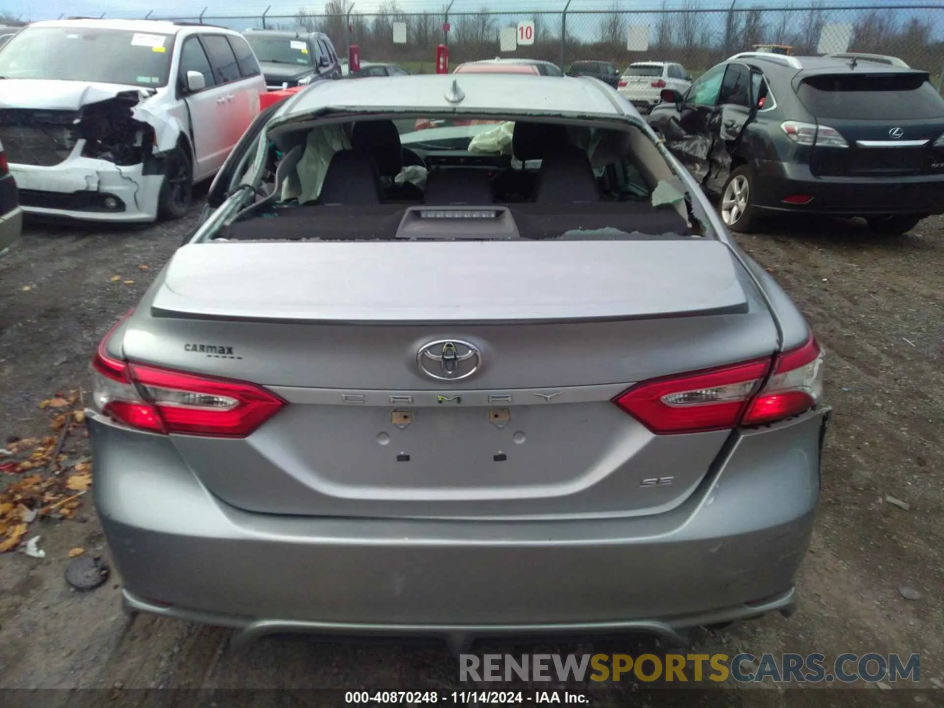 16 Photograph of a damaged car 4T1G11AK6LU401076 TOYOTA CAMRY 2020