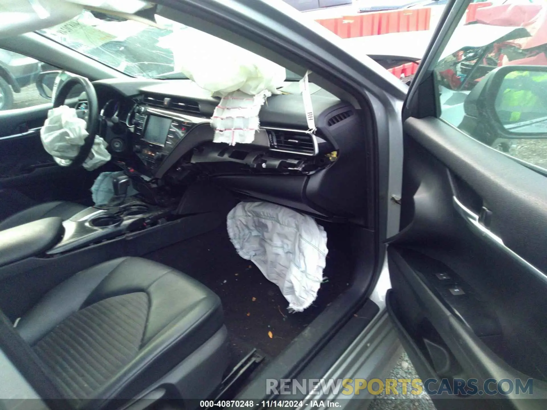 5 Photograph of a damaged car 4T1G11AK6LU401076 TOYOTA CAMRY 2020