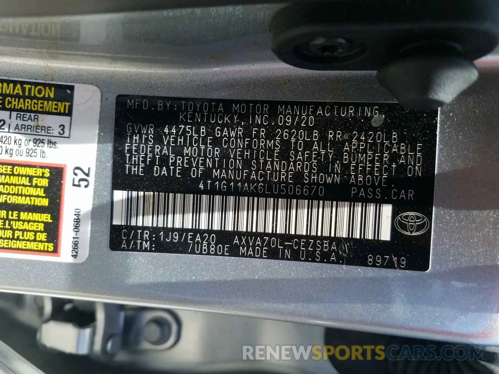 10 Photograph of a damaged car 4T1G11AK6LU506670 TOYOTA CAMRY 2020
