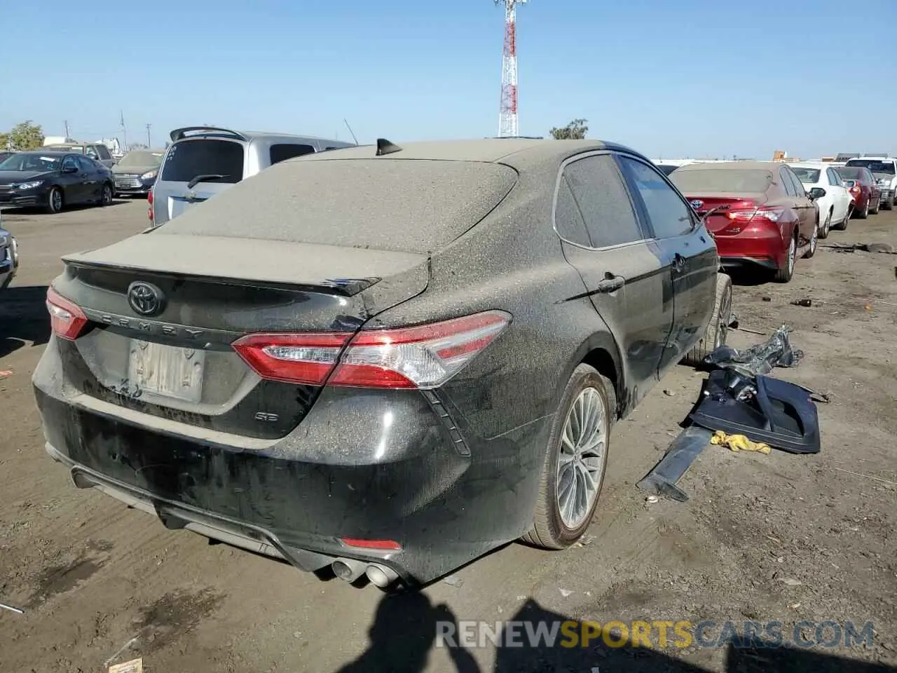 4 Фотография поврежденного автомобиля 4T1G11AK6LU509181 TOYOTA CAMRY 2020
