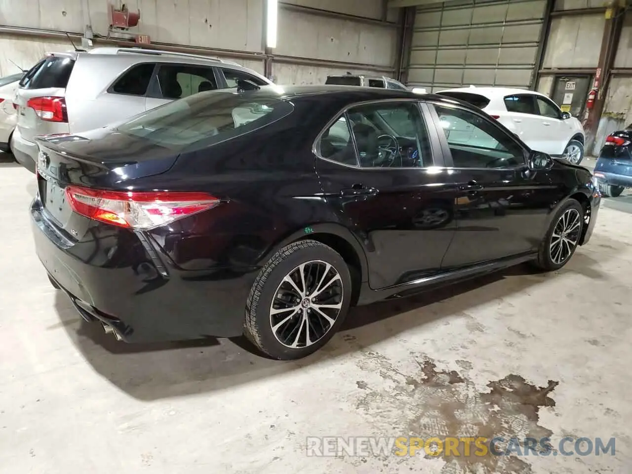 3 Photograph of a damaged car 4T1G11AK6LU873178 TOYOTA CAMRY 2020