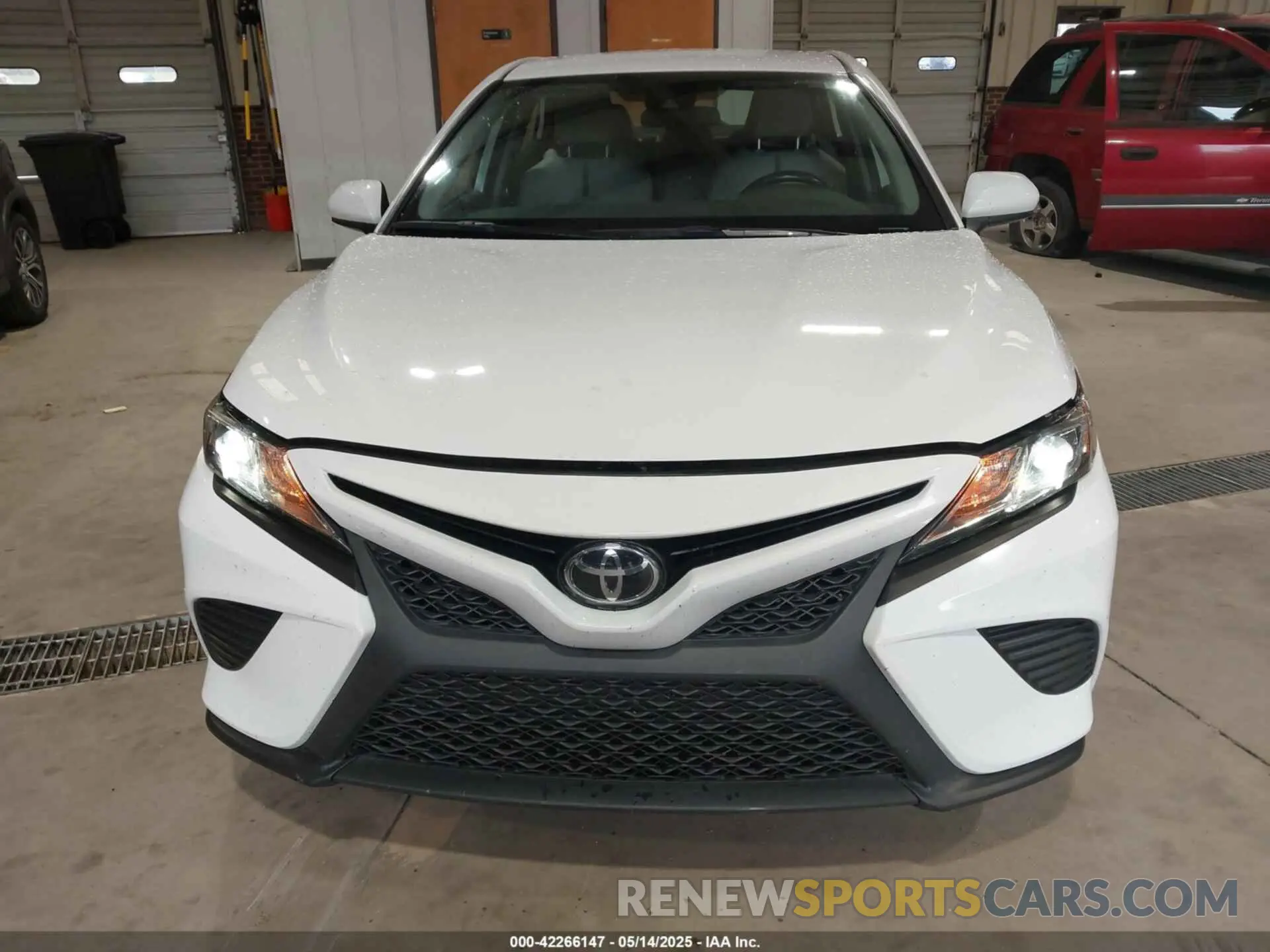 12 Photograph of a damaged car 4T1G11AK6LU873925 TOYOTA CAMRY 2020