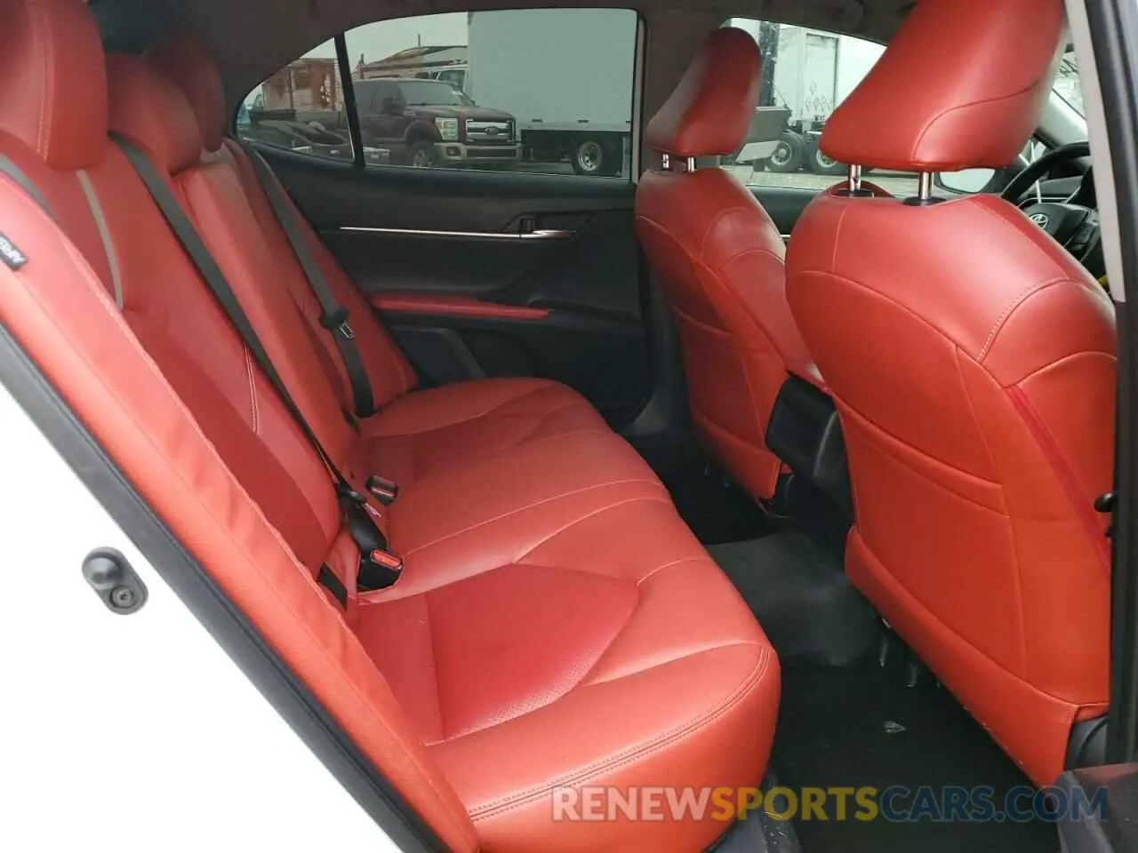 10 Фотография поврежденного автомобиля 4T1G11AK6LU881846 TOYOTA CAMRY 2020