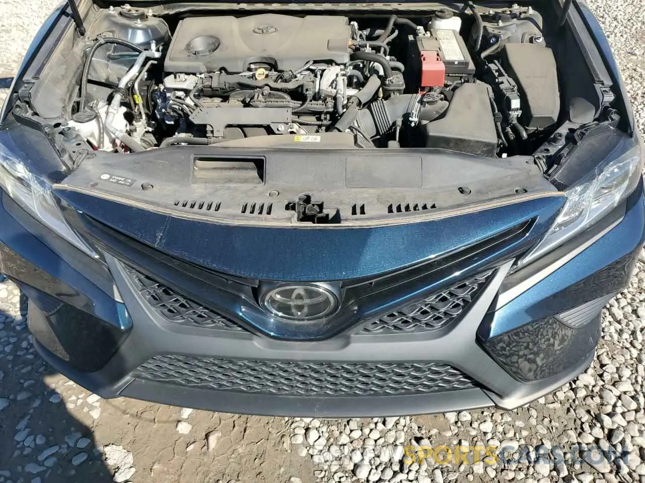 11 Photograph of a damaged car 4T1G11AK6LU909712 TOYOTA CAMRY 2020