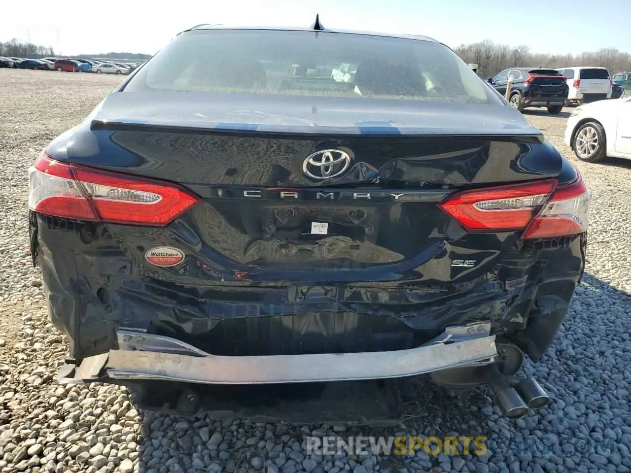 6 Photograph of a damaged car 4T1G11AK6LU909712 TOYOTA CAMRY 2020