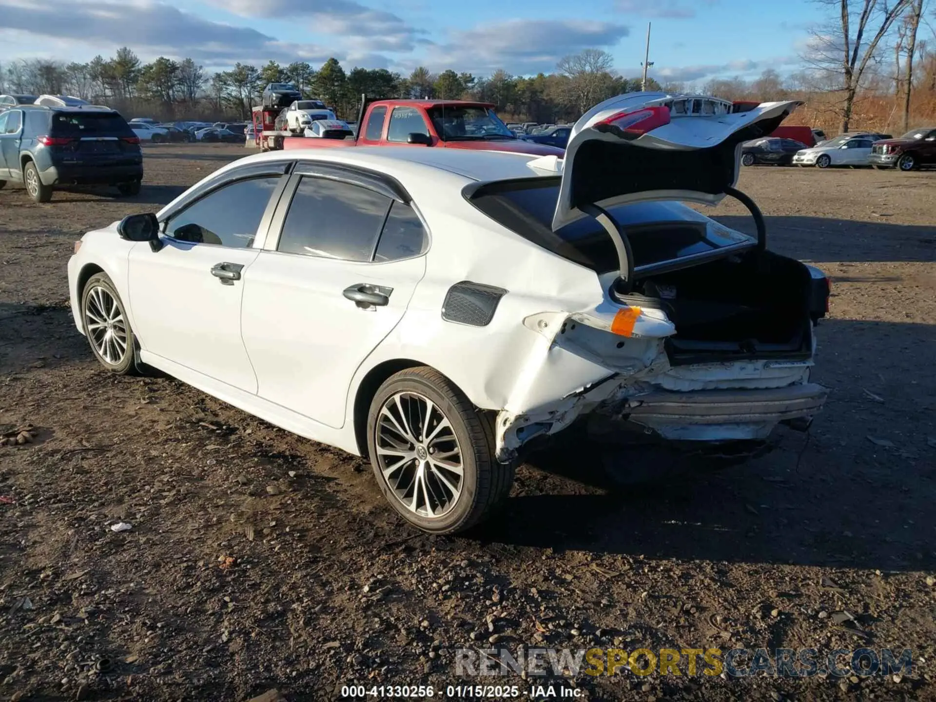 3 Photograph of a damaged car 4T1G11AK6LU921486 TOYOTA CAMRY 2020