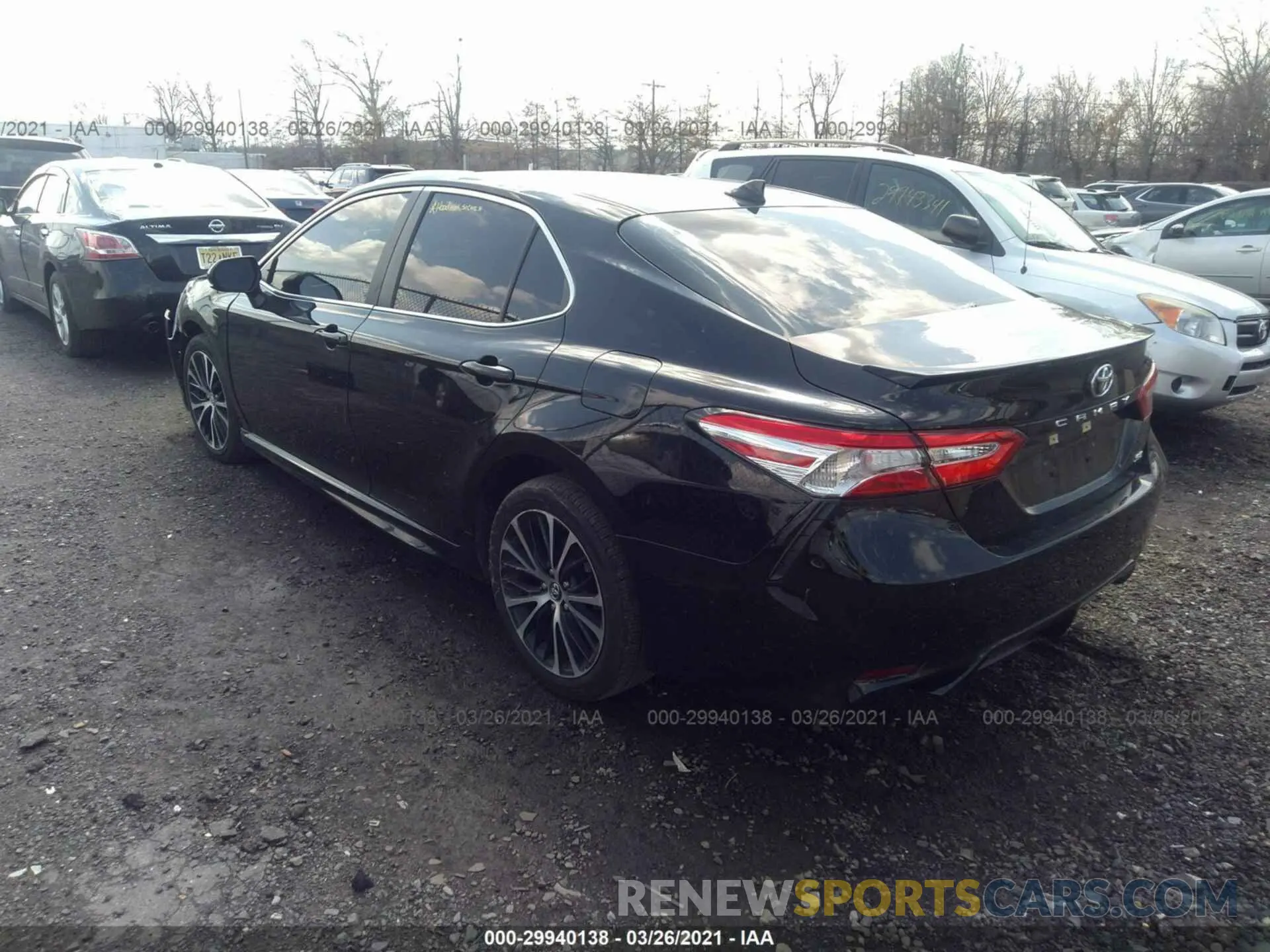 3 Photograph of a damaged car 4T1G11AK6LU936764 TOYOTA CAMRY 2020