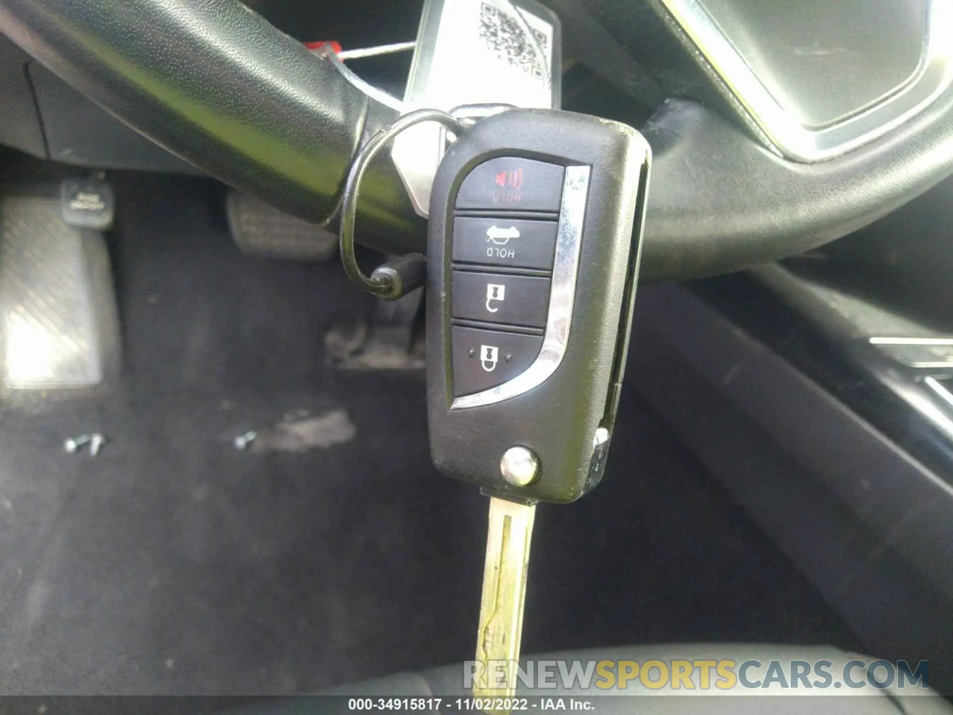 11 Photograph of a damaged car 4T1G11AK6LU940801 TOYOTA CAMRY 2020