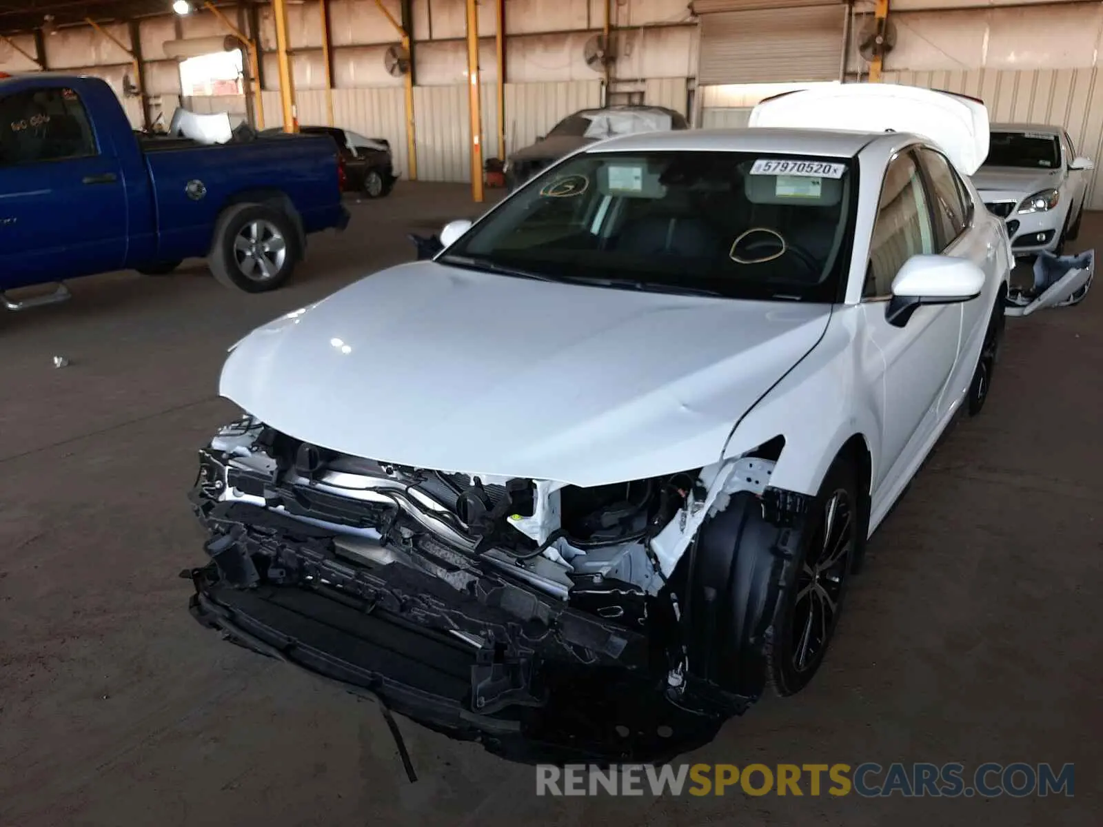 2 Photograph of a damaged car 4T1G11AK6LU949160 TOYOTA CAMRY 2020