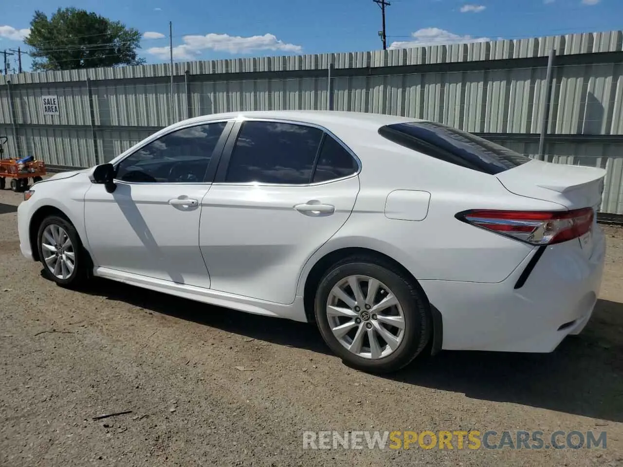2 Photograph of a damaged car 4T1G11AK6LU950910 TOYOTA CAMRY 2020