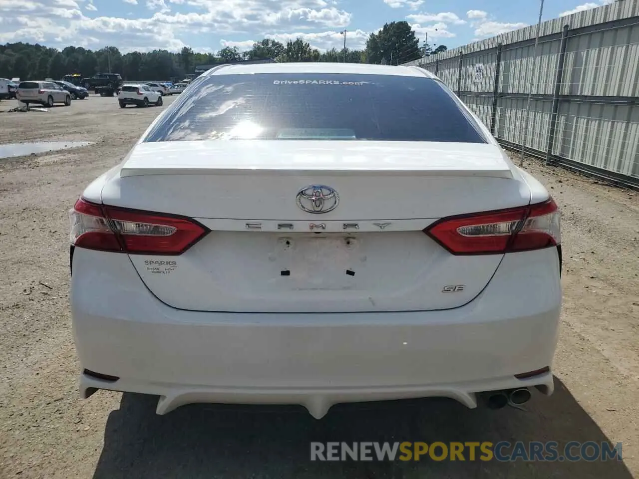 6 Photograph of a damaged car 4T1G11AK6LU950910 TOYOTA CAMRY 2020