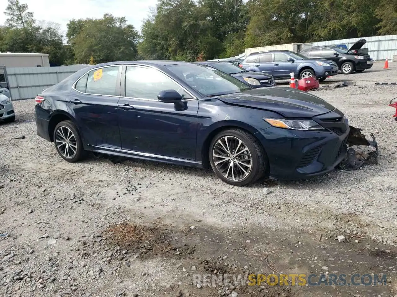 1 Photograph of a damaged car 4T1G11AK6LU959929 TOYOTA CAMRY 2020