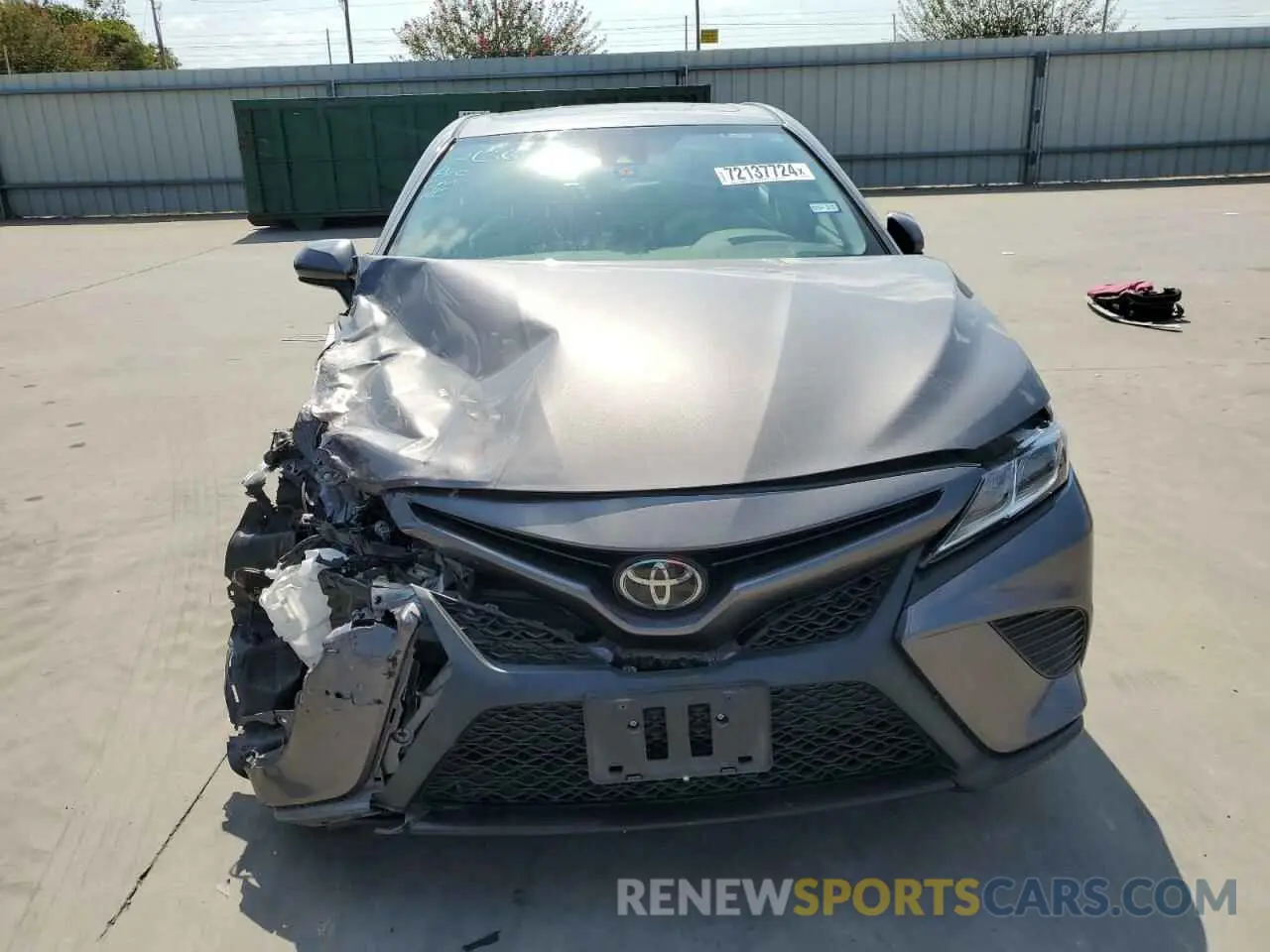 5 Фотография поврежденного автомобиля 4T1G11AK6LU970879 TOYOTA CAMRY 2020