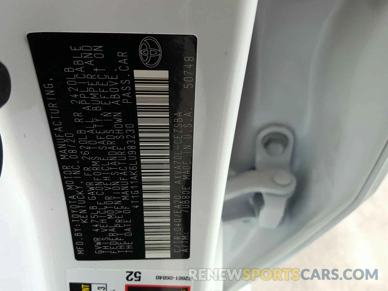 10 Photograph of a damaged car 4T1G11AK6LU983230 TOYOTA CAMRY 2020