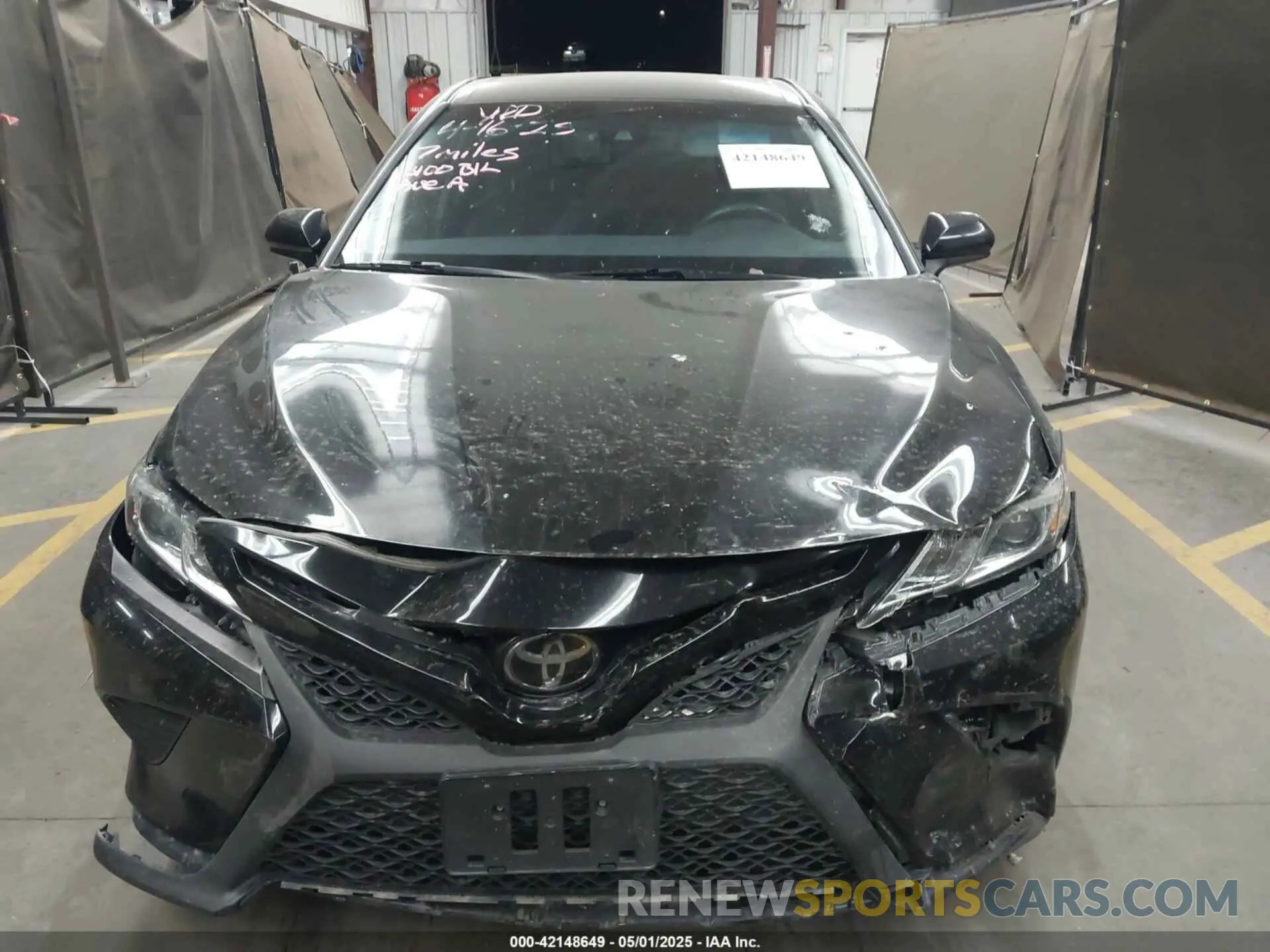 12 Photograph of a damaged car 4T1G11AK7LU302329 TOYOTA CAMRY 2020