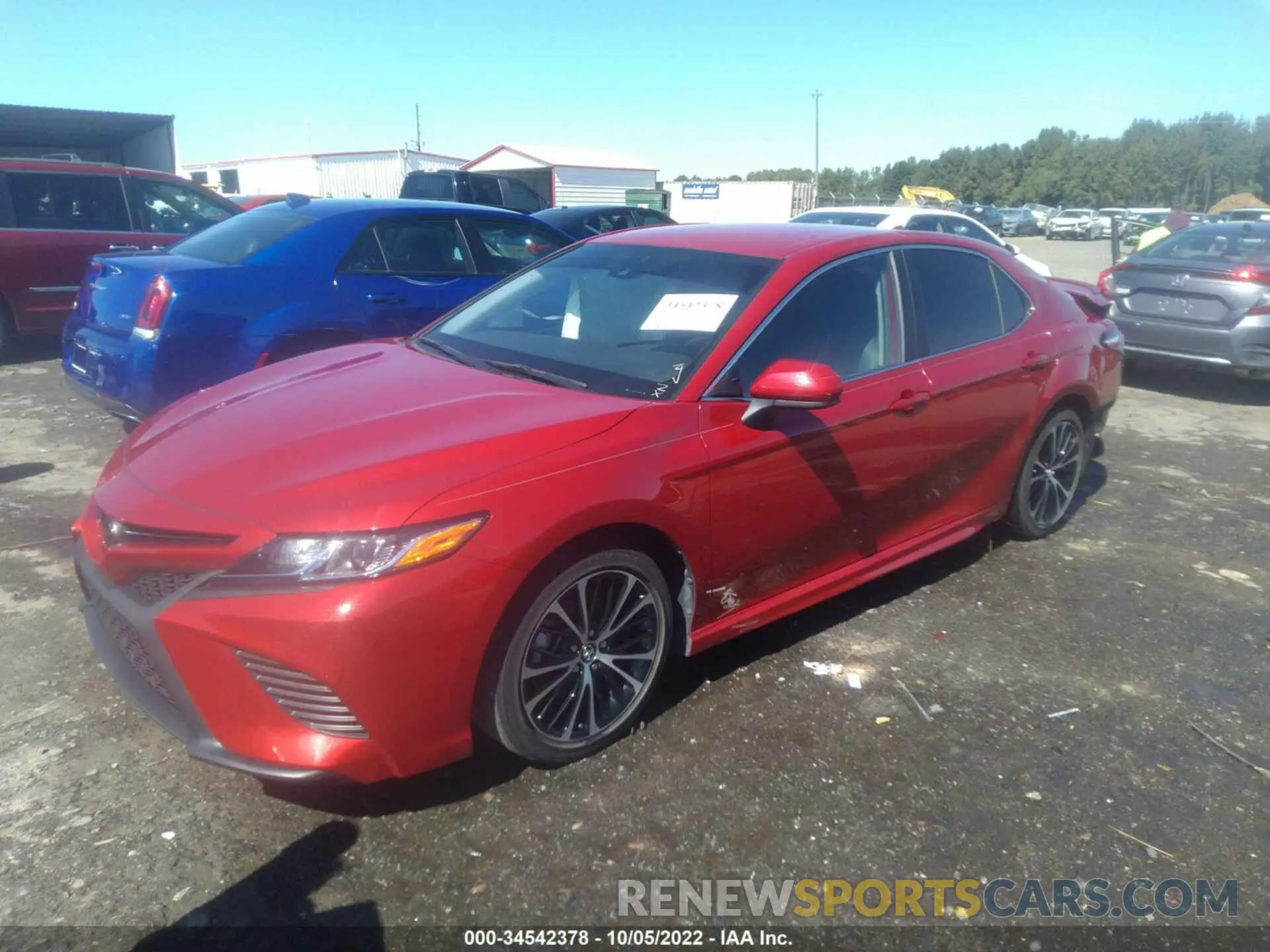 2 Фотография поврежденного автомобиля 4T1G11AK7LU305621 TOYOTA CAMRY 2020