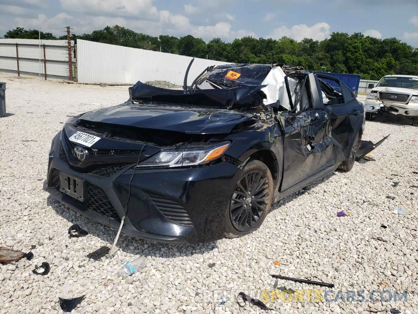 2 Фотография поврежденного автомобиля 4T1G11AK7LU310981 TOYOTA CAMRY 2020
