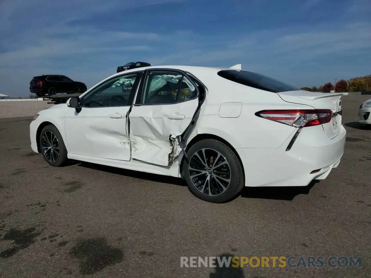 2 Фотография поврежденного автомобиля 4T1G11AK7LU329322 TOYOTA CAMRY 2020