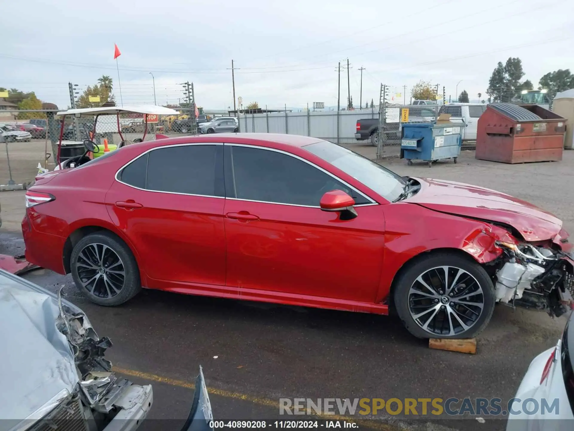 14 Photograph of a damaged car 4T1G11AK7LU334620 TOYOTA CAMRY 2020